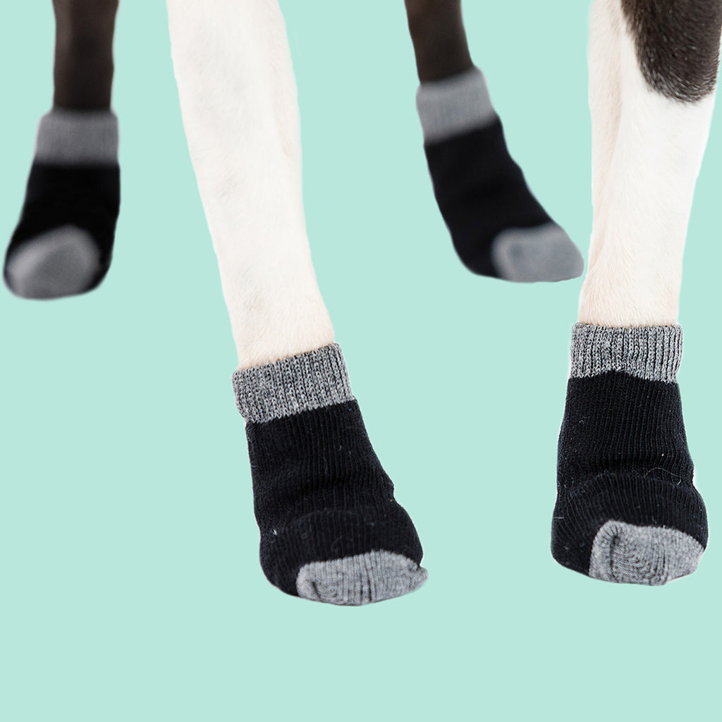 Liner Socks in size M.